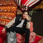 Thitipoom Techa-apaikhun Instagram - Such an amazing moment at MCM HK Pop up Store @mcmthailand @mcmworldwide #MCMThailand #MCMWorldwide #MCMxNewInHK #MCMHarbourCity Harbour City,hongkong