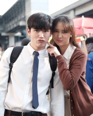 Thitipoom Techa-apaikhun Instagram - Happy Birthday to you 😘