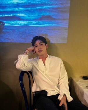 Thitipoom Techa-apaikhun Instagram - Din Sum