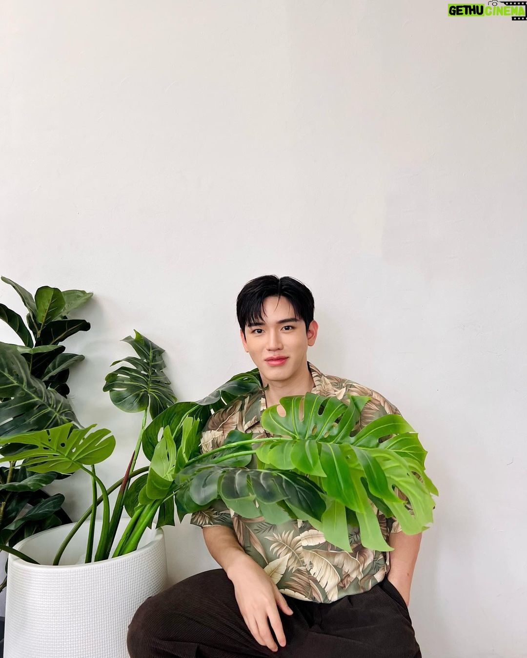 Thitipoom Techa-apaikhun Instagram - พี่เห็นหนูไหม