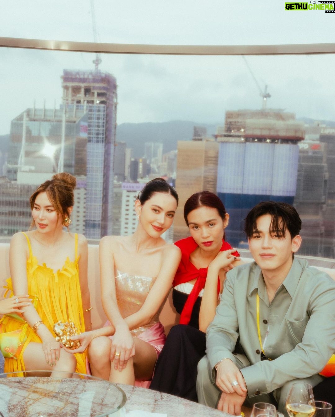 Thitipoom Techa-apaikhun Instagram - Fun Time🥂 #chatosavoirart