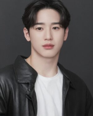 Thitipoom Techa-apaikhun Instagram - Do you know him?
