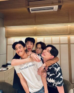 Thitipoom Techa-apaikhun Instagram - Gen Z แหละ