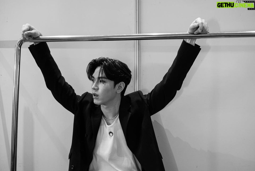 Thitipoom Techa-apaikhun Instagram -