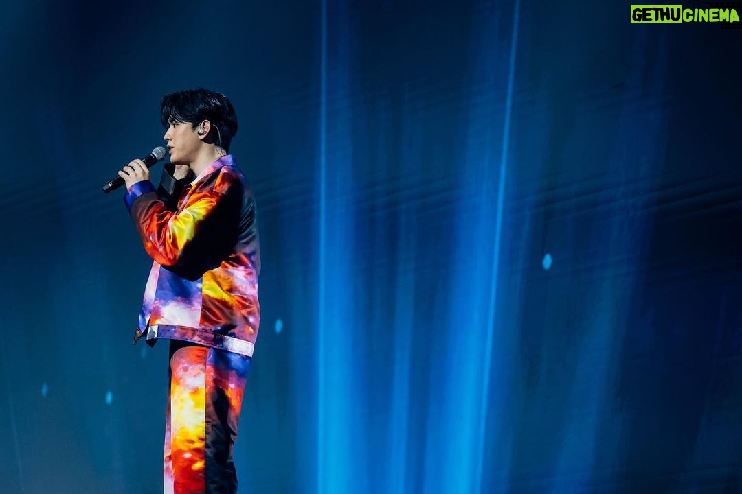 Thitipoom Techa-apaikhun Instagram - I hope you guys are happy with us. Thank you everyone to be with us and made it happen see you next time. ❤️💛💚💙 #belucaconcert