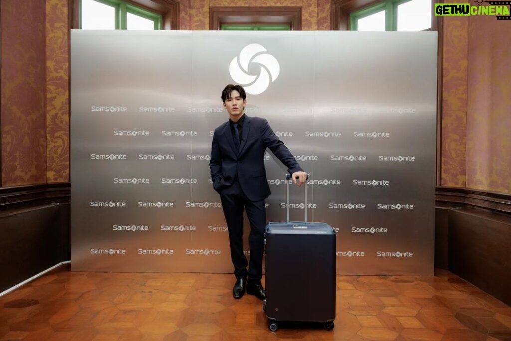 Thitipoom Techa-apaikhun Instagram - Destination Samsonite is a showcase of Samsonite's rich heritage, ongoing design excellence and innovation. We are hope to inspire your next travel adventure with Samsonite. #DestinationSamsoniteTH #SamsoniteTH #EVOAZ