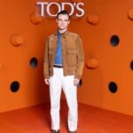 Thomas Doherty Instagram - A beautiful evening surrounded by incredible artists. @tods #Tods #TodsHeritage