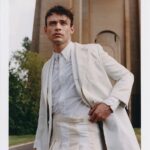 Thomas Doherty Instagram - @vanityfair @thombrowne @donte_mcguine 👅