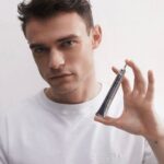 Thomas Doherty Instagram - Dior Capture Totatle Hyalushot is a new skincare essential to make my skin look super smooth #hyalushot #diorcapturetotale