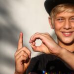 Thomas Kuc Instagram - 10k!!! You guys are so awesome! It means a lot. 👏🏻