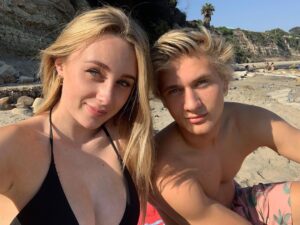 Thomas Kuc Instagram - Happy one year bubs❤️
