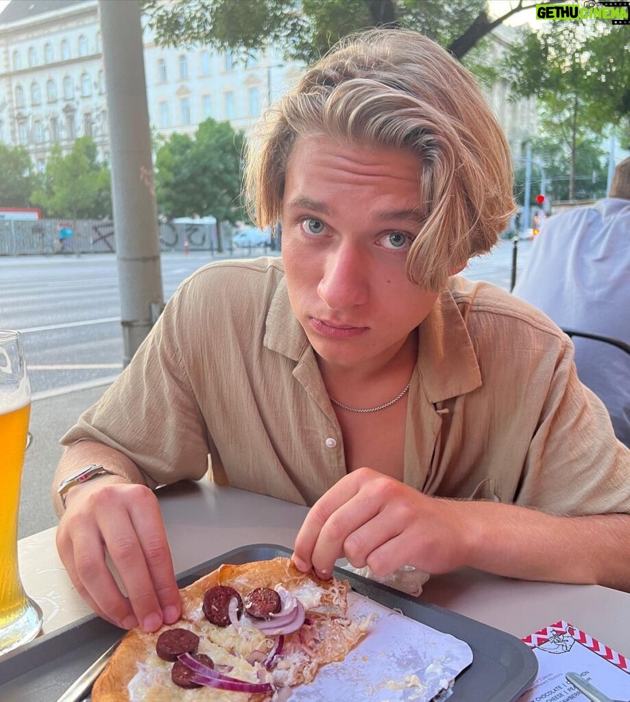 Thomas Kuc Instagram - hungry in hungary 🇭🇺 (sorry, I had to😬) Budapest, Hungary