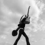 Thomas Raggi Instagram - I’ve learned everything I know in here: https://www.wikihow.com/Crowd-Surf