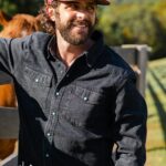 Thomas Rhett Instagram - In the spirit of Veteran’s Day, I’ve teamed up with my friends at @Huckberry to create the very limited-edition American Made Capsule. All of my proceeds from this collection will go directly to @foldsofhonor to provide scholarships to families of fallen or disabled veterans. The capsule features a special turquoise-button version of Flint and Tinder’s western shirt and a super limited run of 50 waxed shirt jackets from @crescentdownworks. I really think this capsule embodies what Americana should be: made in the USA with all the right heritage details. Y’all hit the link in our bios to shop fast before this limited collab sells out!