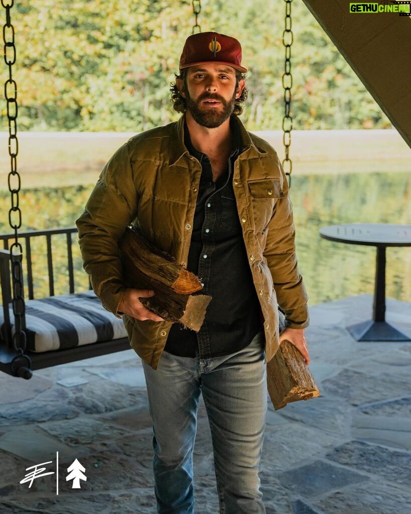 Thomas Rhett Instagram - In the spirit of Veteran’s Day, I’ve teamed up with my friends at @Huckberry to create the very limited-edition American Made Capsule. All of my proceeds from this collection will go directly to @foldsofhonor to provide scholarships to families of fallen or disabled veterans. The capsule features a special turquoise-button version of Flint and Tinder’s western shirt and a super limited run of 50 waxed shirt jackets from @crescentdownworks. I really think this capsule embodies what Americana should be: made in the USA with all the right heritage details. Y’all hit the link in our bios to shop fast before this limited collab sells out!