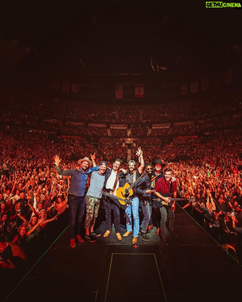 Thomas Rhett Instagram - Sold out hometown show with these guys last night - there’s nothing quite like it. What do ya say we do it again tonight? Very limited tickets left, so grab yours if you don’t have them yet! See you at @bridgestonearenaofficial for the final night of tour!! Let’s gooooo ⚡️🚀 📸: @graysongregory Bridgestone Arena