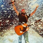 Thomas Rhett Instagram - final weekend of tour kicking off tonight, 20 number ones collection coming out tonight, song with @morganwallen releasing tonight… so stoked right now 📸: @graysongregory