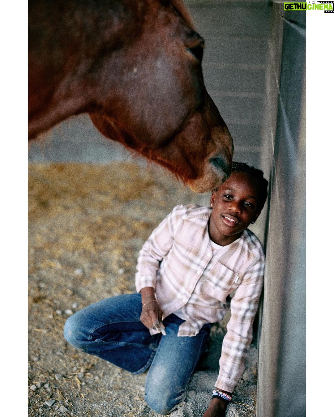 Thomas Rhett - 184.7K Likes - Man I love these slow days at the farm. Life is moving at Mach 10, but when we get to be at the farm with the horses time slows down a little. Thank ya Lord for the gift of a slow day