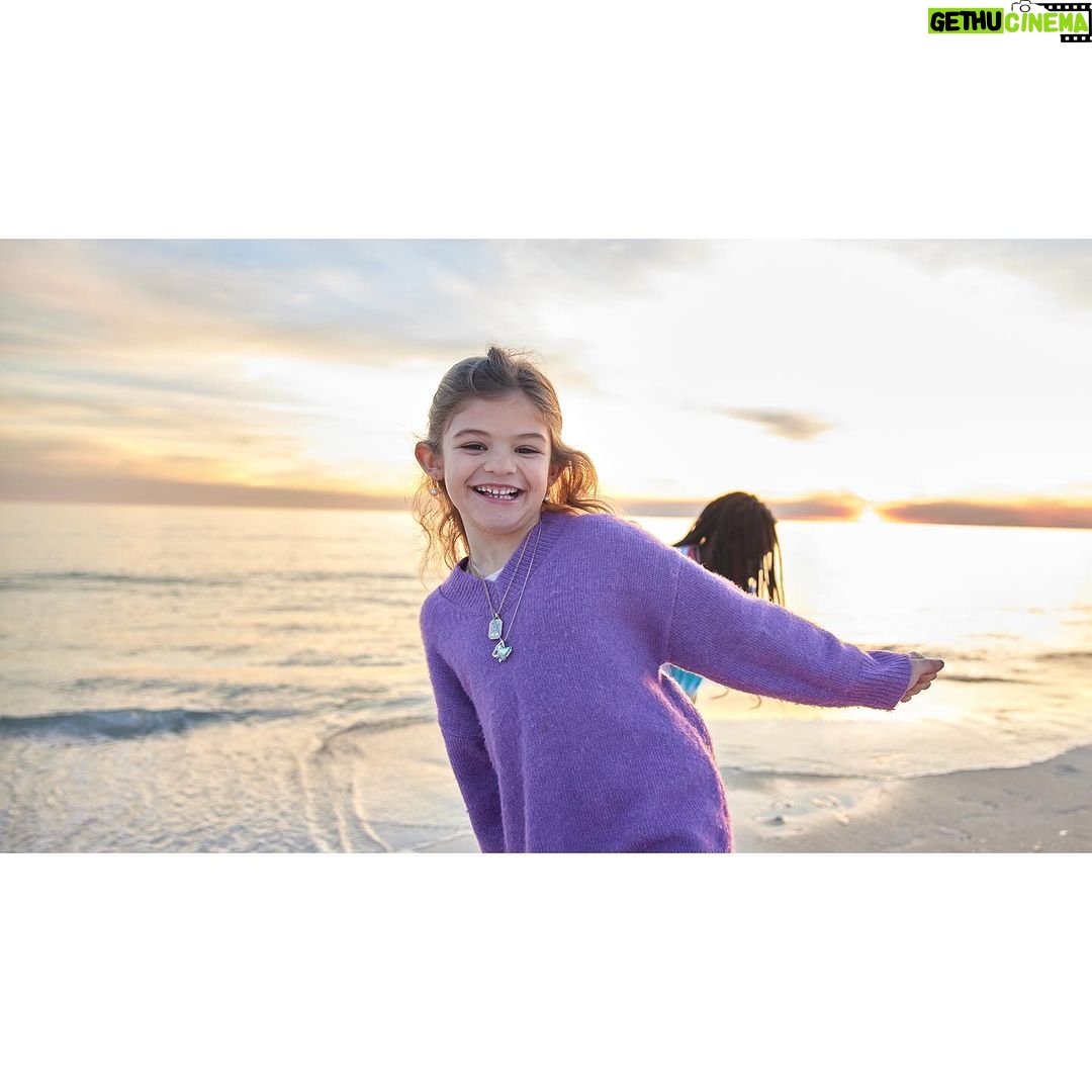 Thomas Rhett - 156.3K Likes - January at the beach