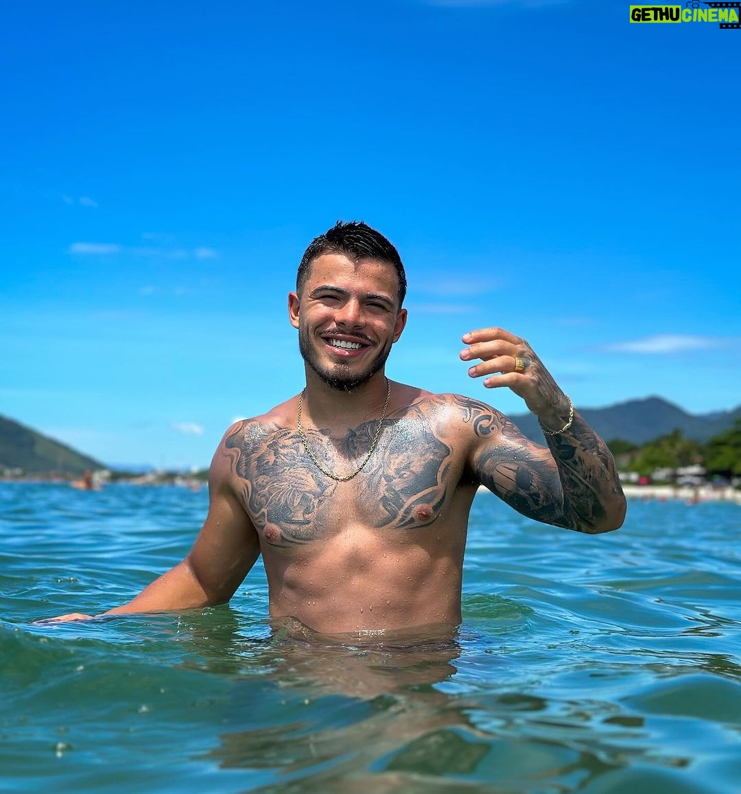 Thomaz Costa Instagram - Mini férias 🏝️ Ubatuba, Sao Paulo, Brazil