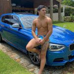 Thomaz Costa Instagram - Throwback Thursday (TBT) dos carros que eu já tive… curti MUITO cada um deles… todo homem apaixonado por carro vem de uma infância de hotweels e joguinhos de corrida… a paixão nunca mudou 💙 lembra de algum desses? O golf me marcou muito 🤩