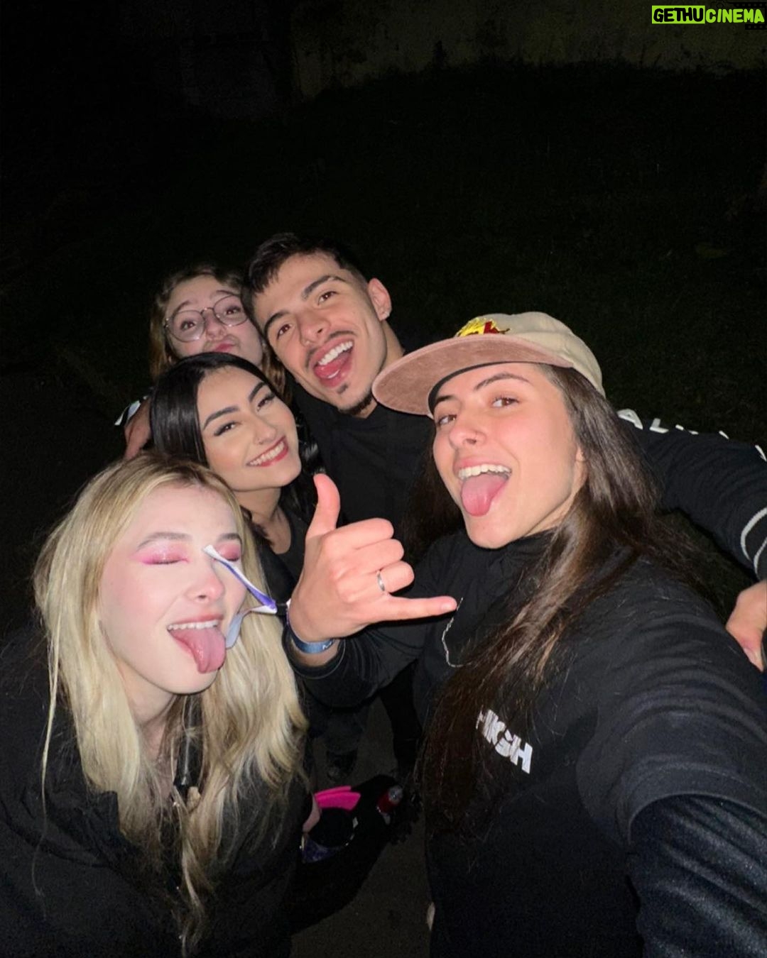 Thomaz Costa Instagram - Que fds… obrigado Curitiba! Energia surreal ❤️ Curitiba-PR
