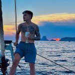 Thomaz Costa Instagram - Ninguém nasceu no topo da montanha… Ibiza, Spain