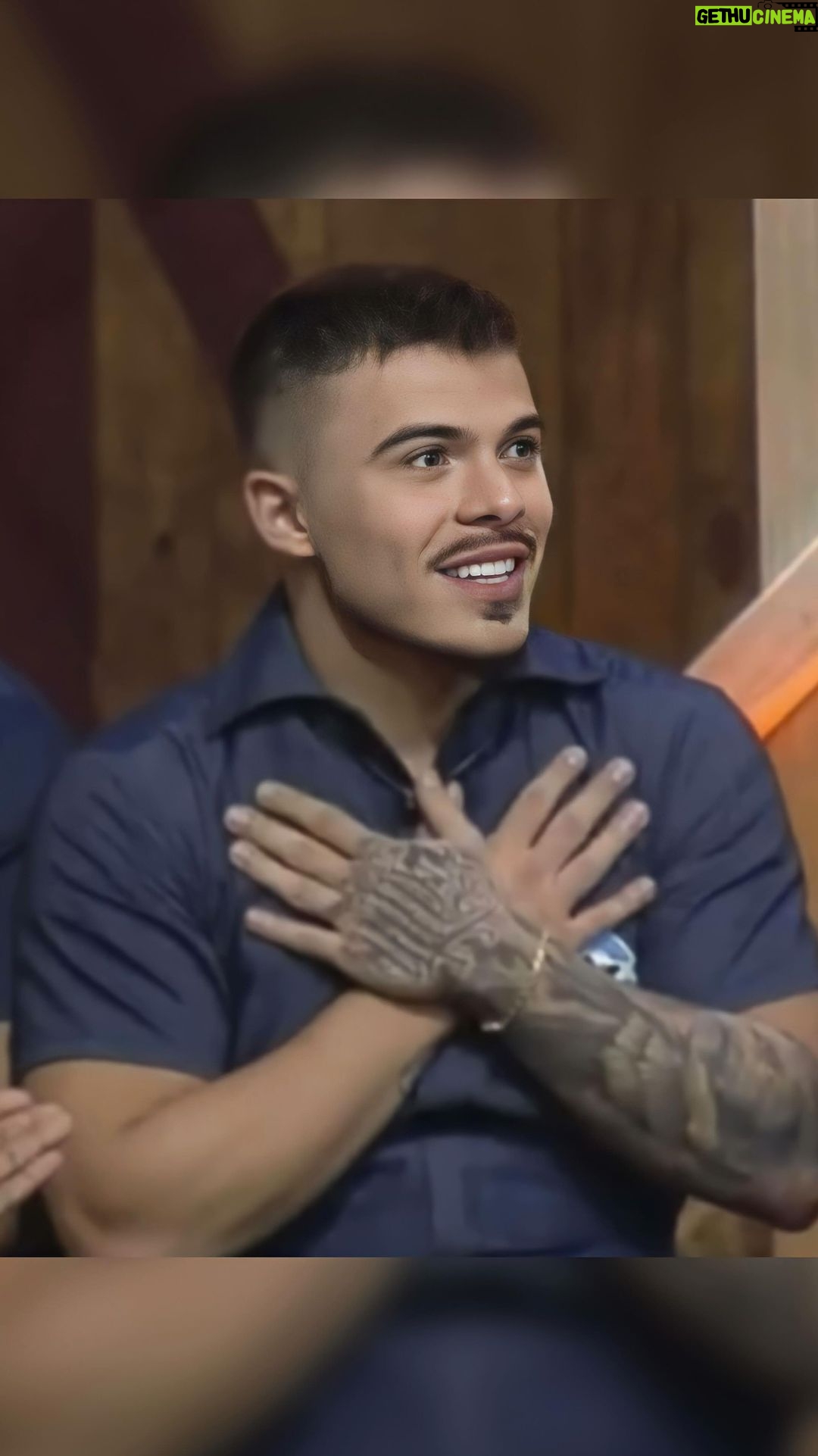 Thomaz Costa Instagram - Que prova especial foi essa 🤩 Fiz em tempo recorde e ainda receber as palavras “entrou pra história o rapaz” da @galisteuoficial ao vivo… Foi incrível. Encerrando a temporada com chave de ouro 🦁🧡 #AFazenda São Paulo, Brazil