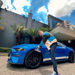 Thomaz Costa Instagram – E se não der certo?
A gente foge pra Miami
Muda de nome
Compra um Mustang
Parte pra outro rolê
Ou então vamos no mirante ali
Nós dois e a blunt
Que o importante vai acontecer
De qualquer jeito é eu e você 🐎 São Paulo, Brazil