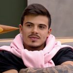 Thomaz Costa Instagram - Mais um vídeo do Thomaz sendo o Thomaz 😂 Esses são alguns momentos dele nessa última semana de #AFazenda14. Qual o seu favorito? #ThoNaFazenda
