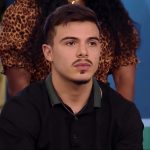 Thomaz Costa Instagram - Mais uma semana, check ✅ Hoje rolou a primeira votação da temporada, na qual o Thomaz recebeu 2 votos, e votou em Kerline para defender o Tiago e também justificando o ataque gratuito dela no pós-festa. Mas o que importa é ele salvo dessa roça! 🥳 Gostaram dessa votação? #AFazenda14 #ThoNaFazenda
