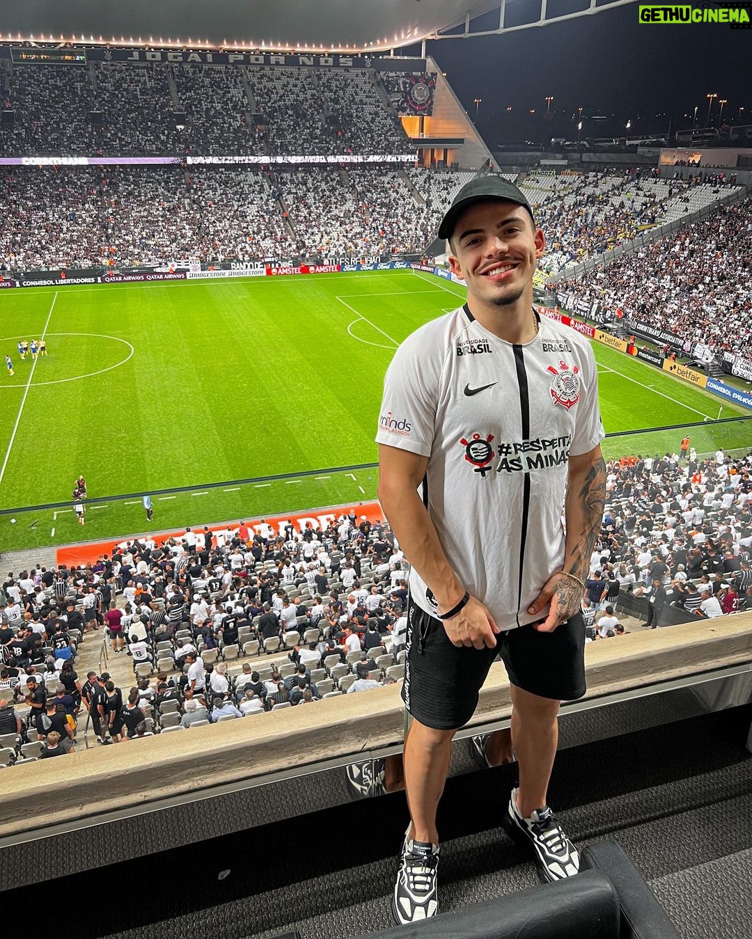 Thomaz Costa Instagram - Corinthians x Boca Juniors 🔥 que energia… 🖤🤍 @corinthians Neo Química Arena
