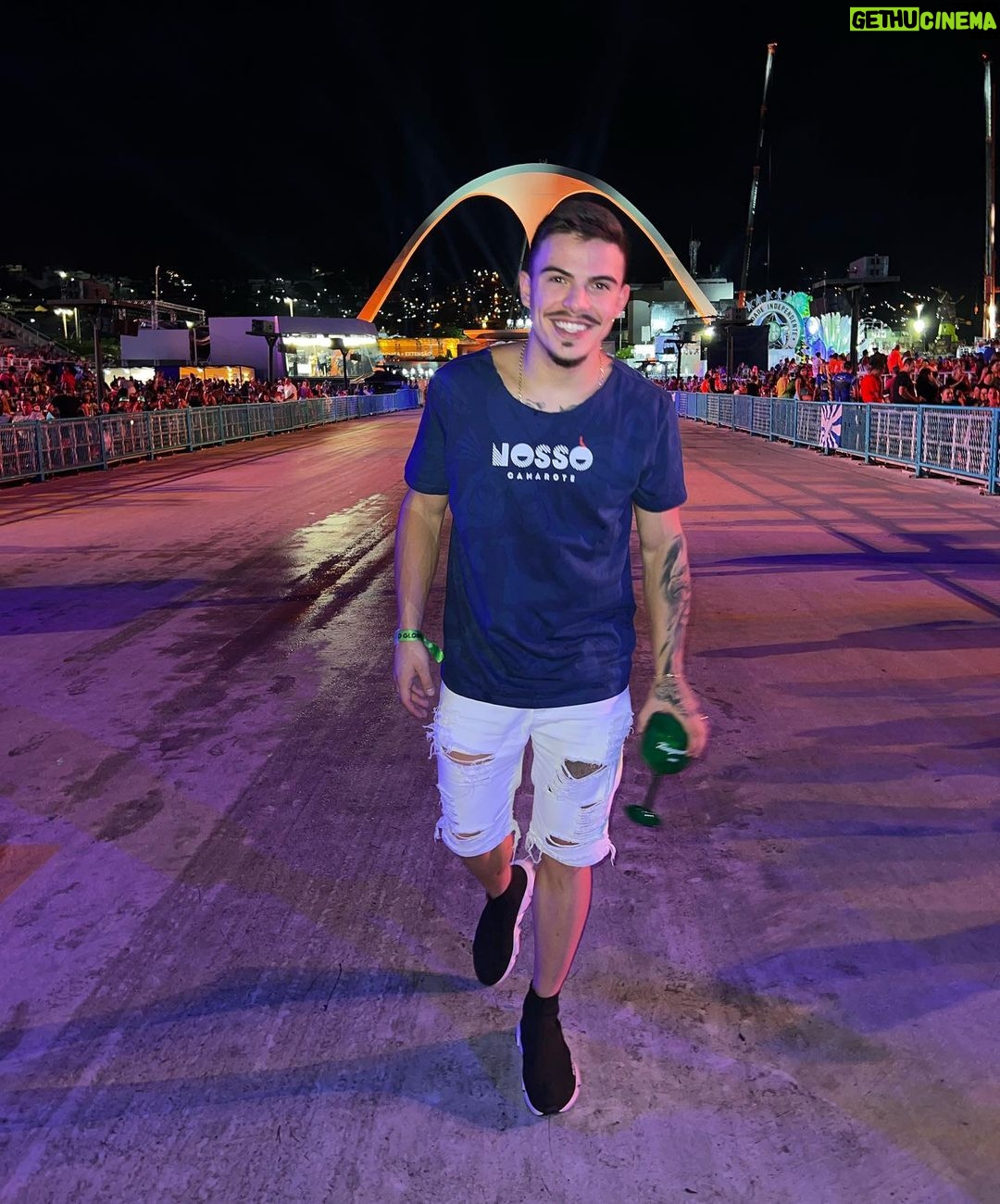 Thomaz Costa Instagram - De ontem 🥳 @nossocamarote