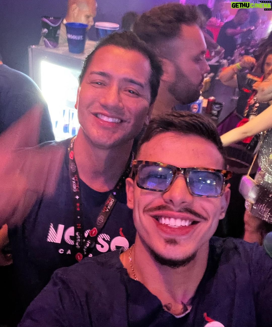 Thomaz Costa Instagram - De ontem 🥳 @nossocamarote