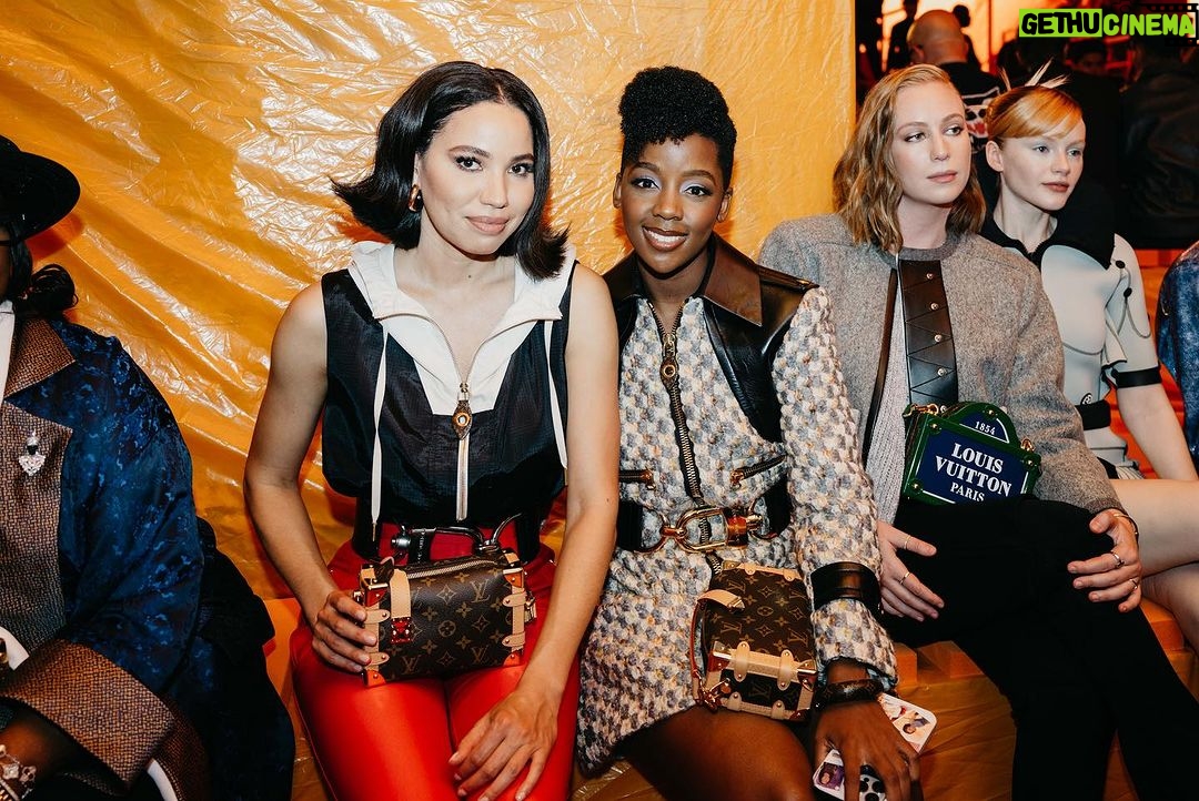 Thuso Mbedu Instagram - Thank you @louisvuitton and @nicolasghesquiere for a great time with the fam!!!! From start to finish - the energy is insane, always buzzing with laughter, love and creativity ππ€£π«ΆπΎ Captured by @aust_malema @_rtcstudios