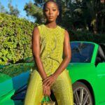 Thuso Mbedu Instagram - Spent the evening with one of my absolute favorite brands @away. OBSESSED! 🥰 But can we also discuss this entire LEWK?! Dressed in @goodamerican courtesy of @thealist Makeup by @rebekahaladdin Hair by @sharifposton
