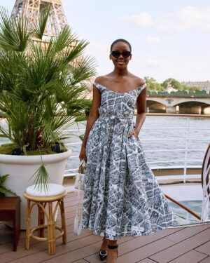Thuso Mbedu Instagram - When in Paris, Dior 🫶🏾

📸: @pierre__mouton