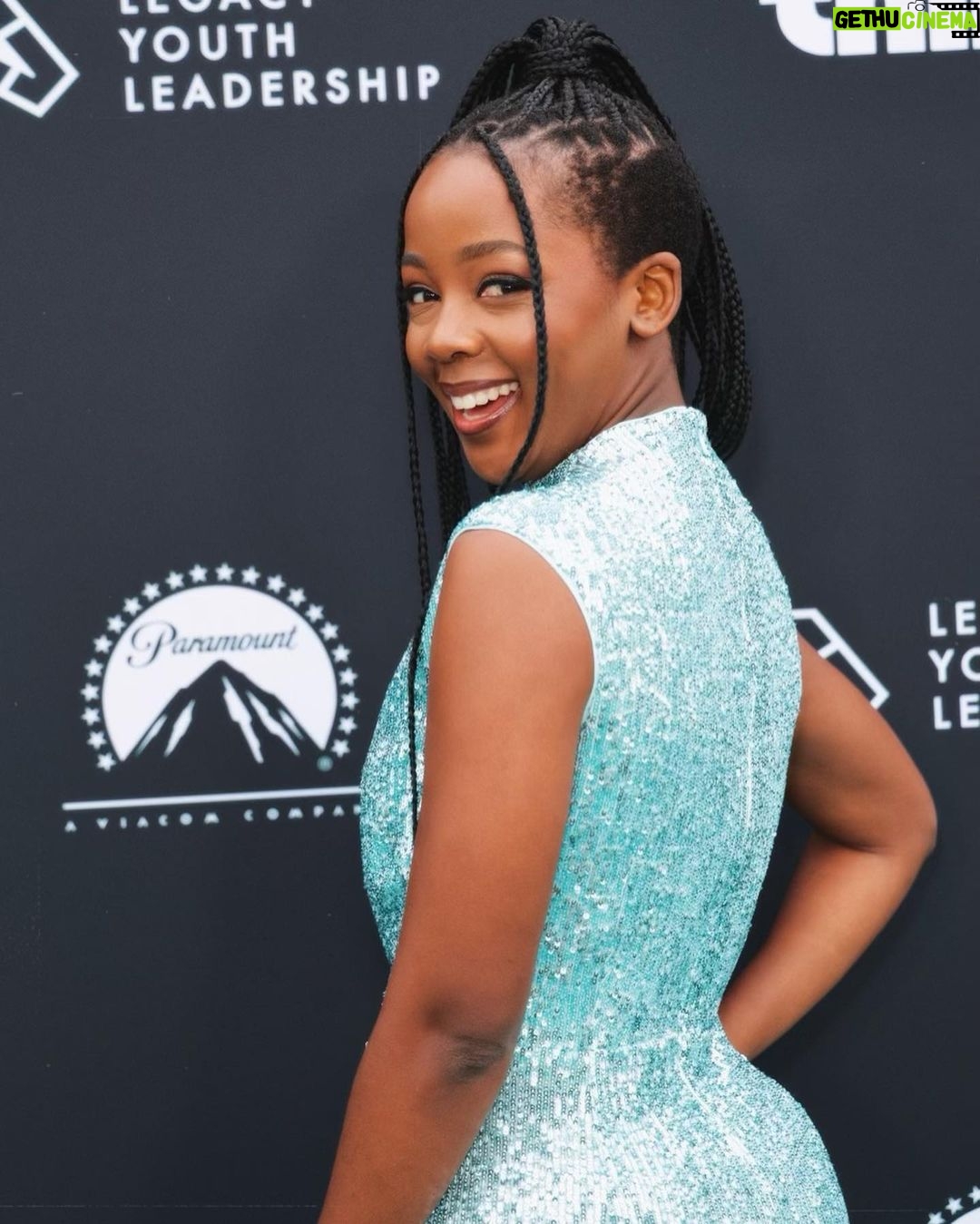 Thuso Mbedu Instagram - Enjoyed a beautiful evening seeing the amazing work @thirstproject has done over the last 14 years. Take a look at what they do and see where you can lend a much-needed hand 🫶🏾 Necklace from @angarajewelry Dress by @anntaylor Shoes by @goodamerican Makeup by @chilukinz Driven by @porscheusa