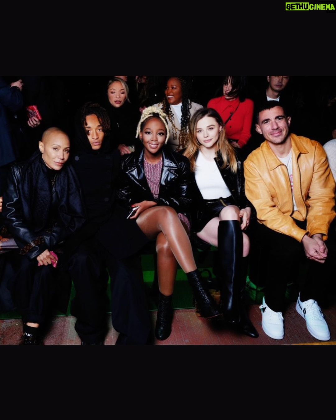 Thuso Mbedu Instagram - As seen in @wwd This was my first time in Seoul and it was also my first LV fashion show. “Mind-blown” is an understatement 🥵 Thank you @nicolasghesquiere and @louisvuitton for having me 🫶🏾🫶🏾🫶🏾 Special shout-out to theeee best Seoul Ambassador @hoooooyeony Absolutely gorgeous in every way - inside and out🫶🏾