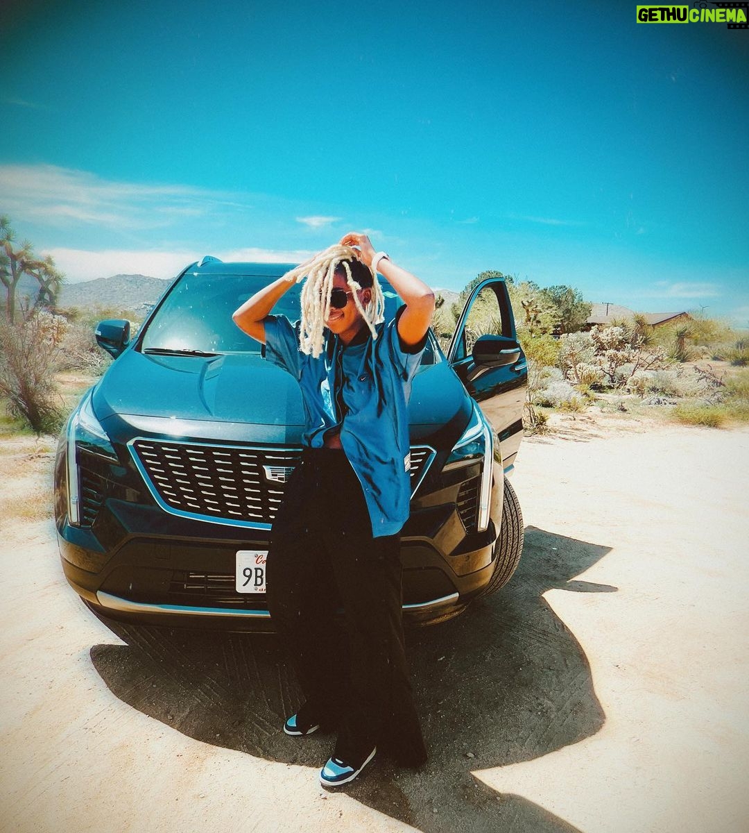 Thuso Mbedu Instagram - I’ve been driving the Cadillac XT4 for a couple of weeks and it’s been tons of fun. (My favorite thing to do when trying to see how a car handles is drive it up and down Sepulveda - between Ventura and just after the Getty Center… or on Mulholland🤪) Anywho! I got to take this baby to Coachella and what I absolutely loved was that it’s such a light drive I legit forgot that I was driving an SUV (it’s the smallest SUV in the Cadillac fleet). Normally when driving long distance in a big car I feel like I’m getting an arm workout and who wants that 😭 but this was an amazing drive. Thanks @cadillac 👏🏾🫶🏾