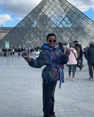 Thuso Mbedu Instagram - So I need someone to write a movie set in Paris and cast me in it so I can live there for a few months 😭😂

And the last frame will now always be my “it’s-clear-what-life-looks-like-with-and-without @aust_malema behind-the-lens”🥹 sembi bontase 😢😔