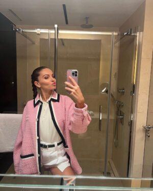 Thylane Blondeau Instagram - Unposted from 🇮🇹