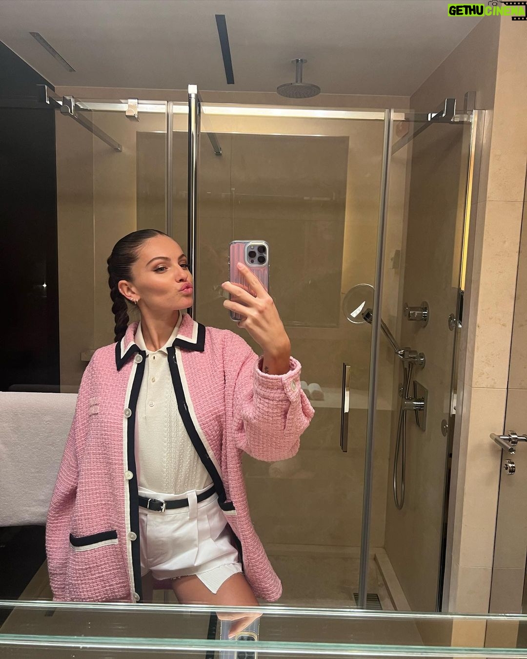 Thylane Blondeau - 452 Likes - Unposted from 🇮🇹