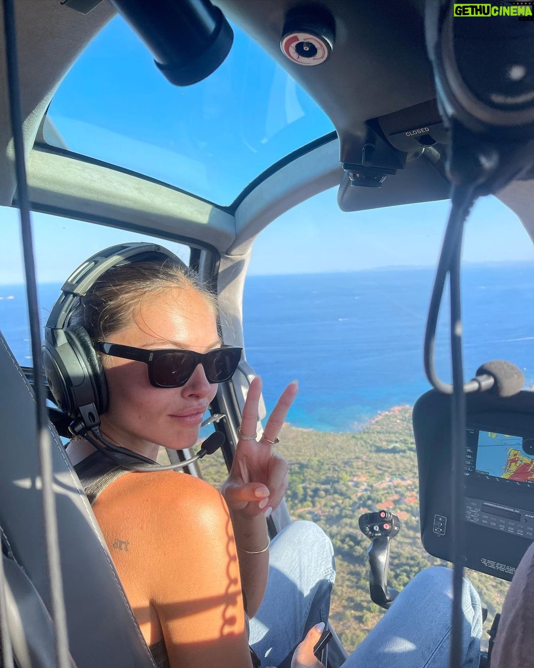 Thylane Blondeau Instagram - Paradise 🩵 Porto-Vecchio
