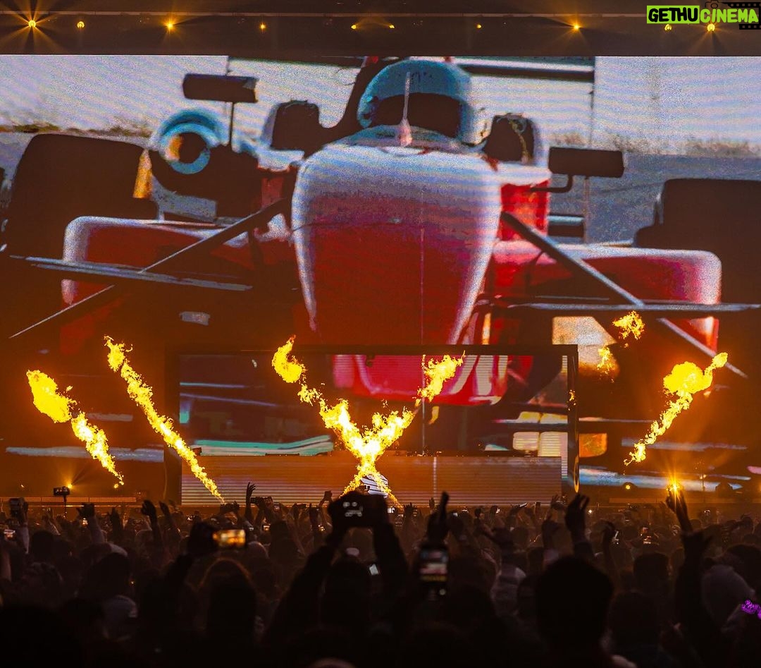 Tiësto Instagram - Epic energetic crowd to play for in Saudi 🔥🔥🔥@mdlbeast.soundstorm Riyadh, Saudi Arabia