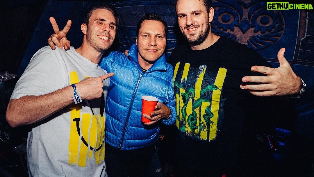 TiΓ«sto Instagram - Proud to release my collaboration with @dimitrivegasandlikemike @wandwmusic @dido This has been a festival banger highlight in my sets! π₯π₯πππ Tomorrowland Brasil