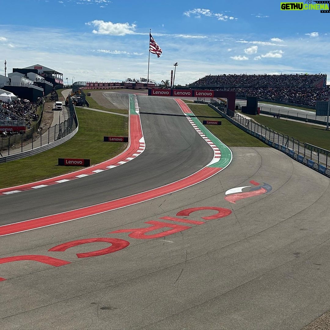 Tiësto Instagram - I took my twin brother’s truck to the race @espn @f1 @teslamotors Circuit of The Americas