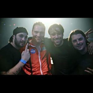 Tiësto Instagram - Old friends that reunite! Honoured to have our brother @tiesto breathe more life into 'Ray Of Solar' Link in bio