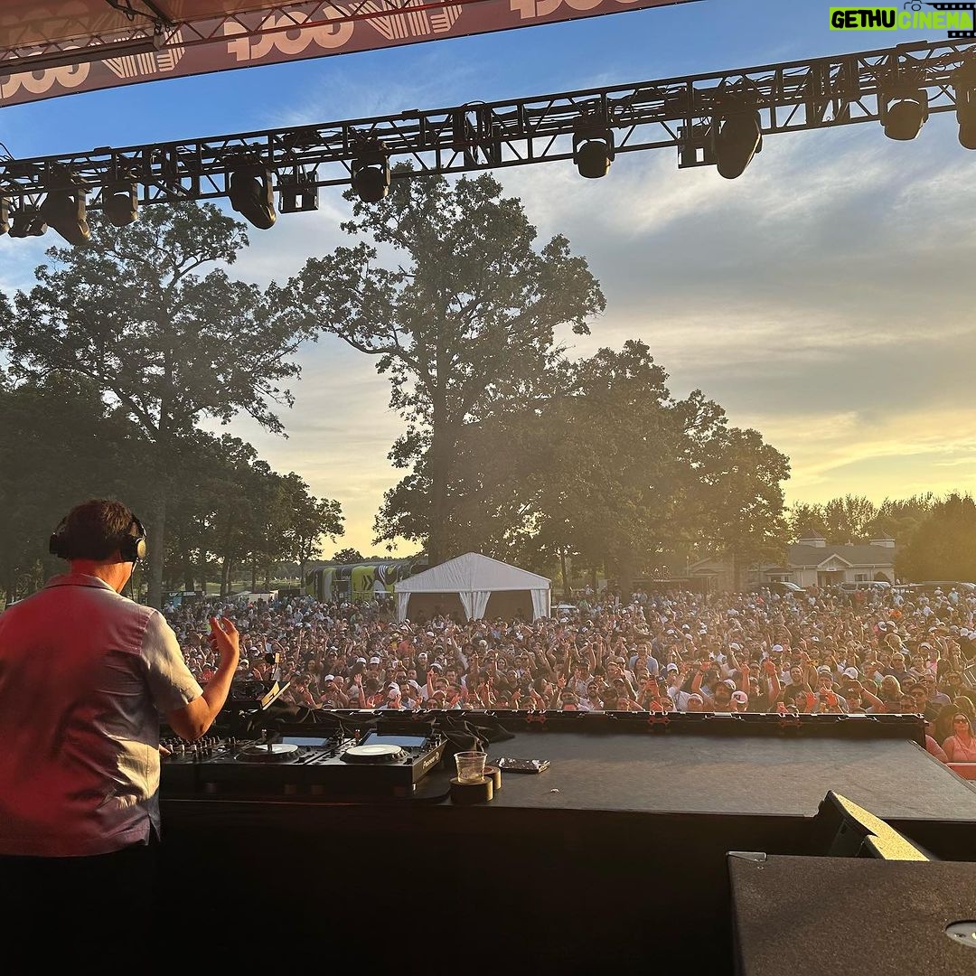 Tiësto Instagram - I had an amazing weekend in Minneapolis and Chicago!🔥🔥🔥 Chicago, Illinois