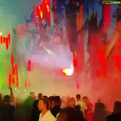 Tiësto Instagram - Amsterdam connecting with new and old friends @dancevalley 🔥🎉❤️ Amsterdam, Netherlands